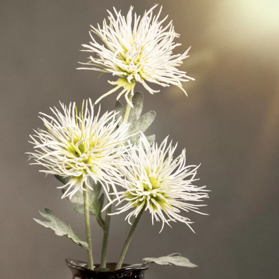 HOMLA Galazka Sztuczna Alma Kulki Biale 68 Cm