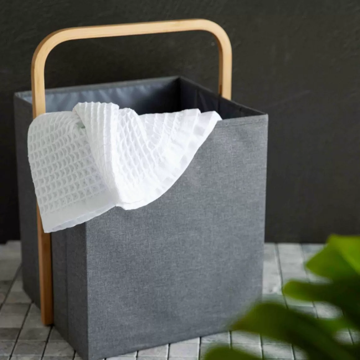 HOMLA Kosz Na Bielizne Nellie Szary 36X32X50 Cm