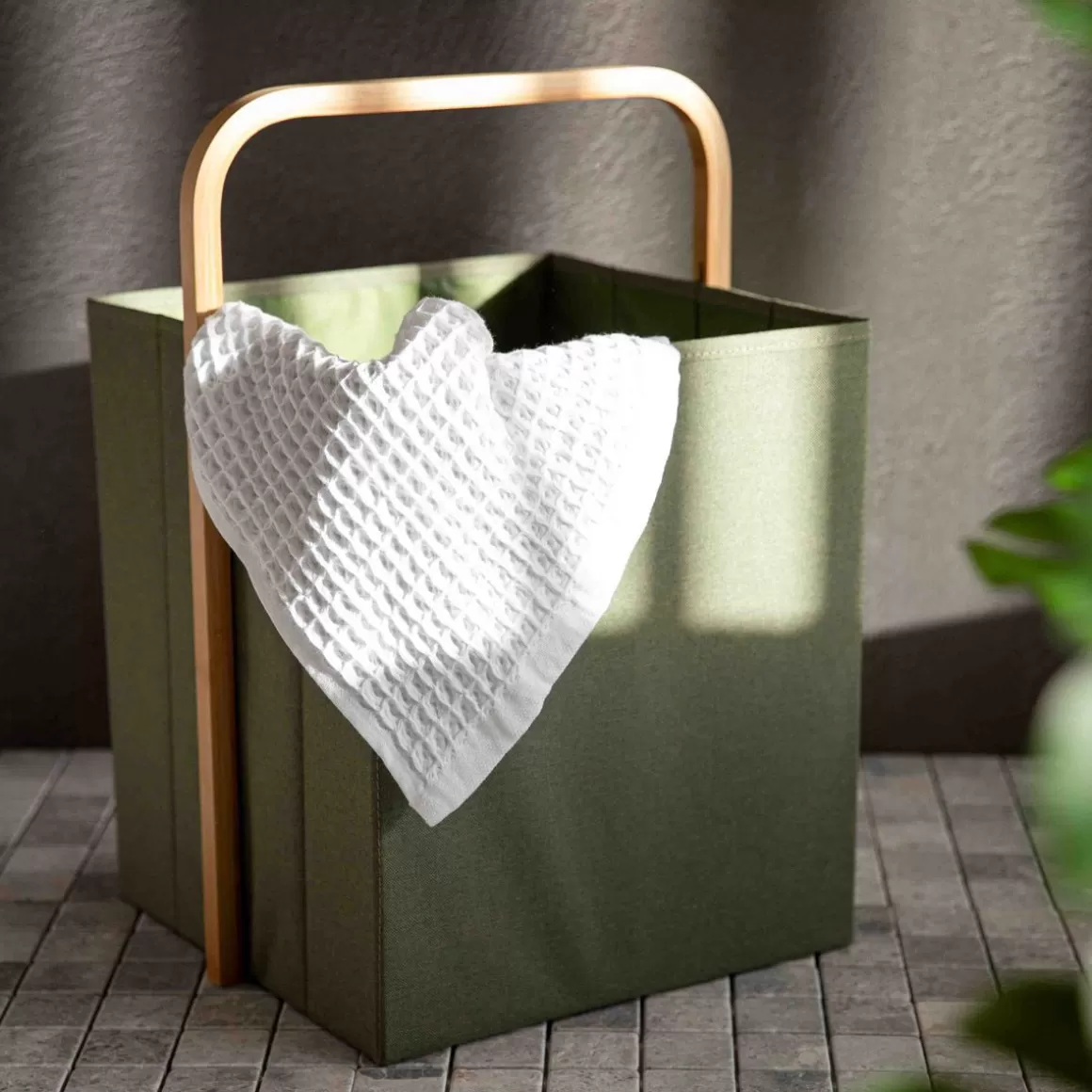 HOMLA Kosz Na Bielizne Nellie Zielony 36X32X50 Cm