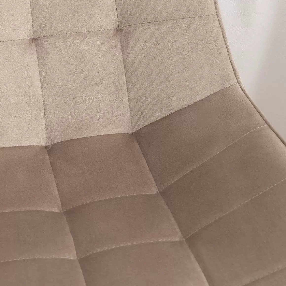 krzeslo_colin_welurowe_bezowe_xx_cm_6.webp HOMLA Krzeslo Colin Welurowe Bezowe 53X61X88 Cm