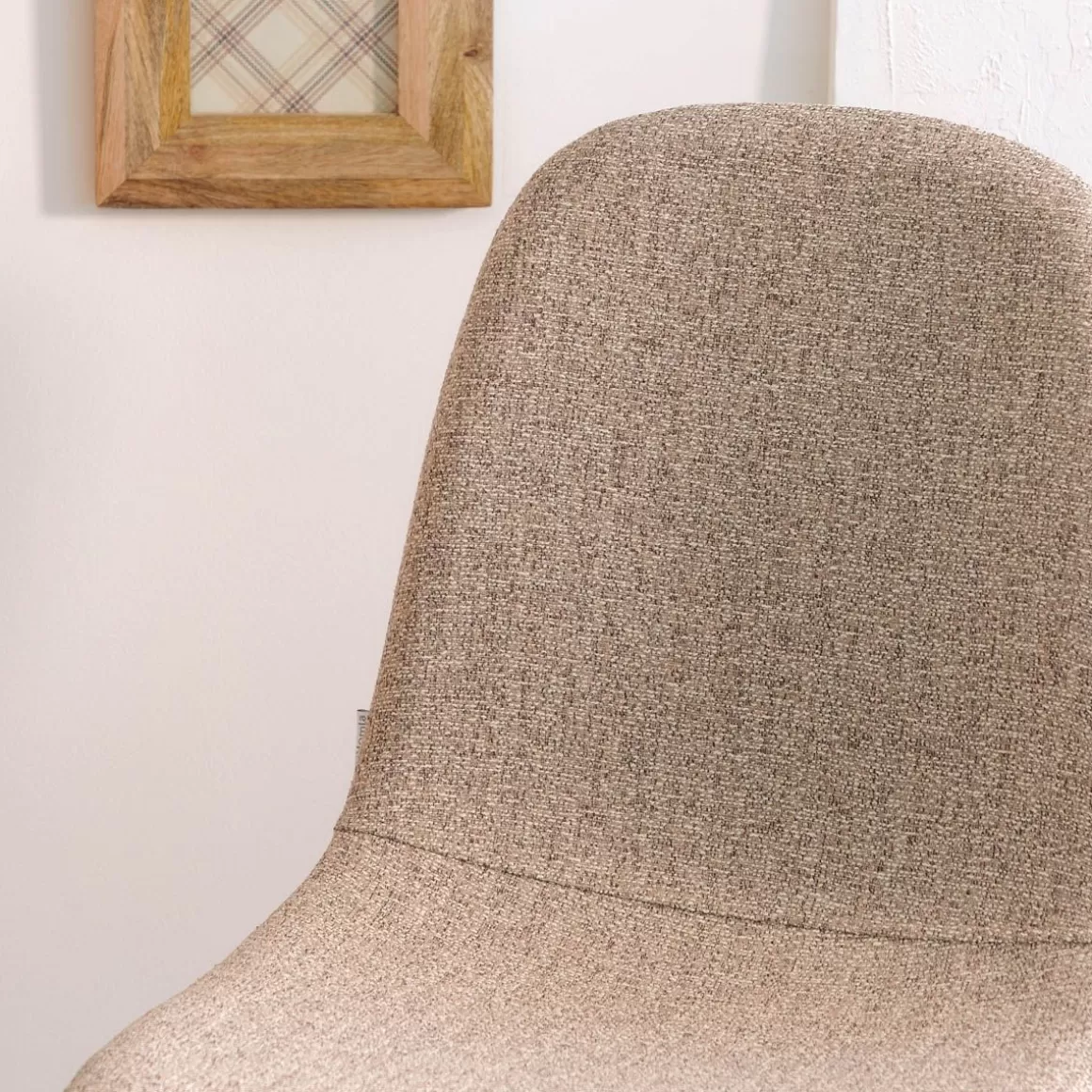 krzeslo_slank_w_tkaninie_bezowe_xxcm_4.webp HOMLA Krzeslo Slank W Tkaninie Bezowe 44X52X85Cm