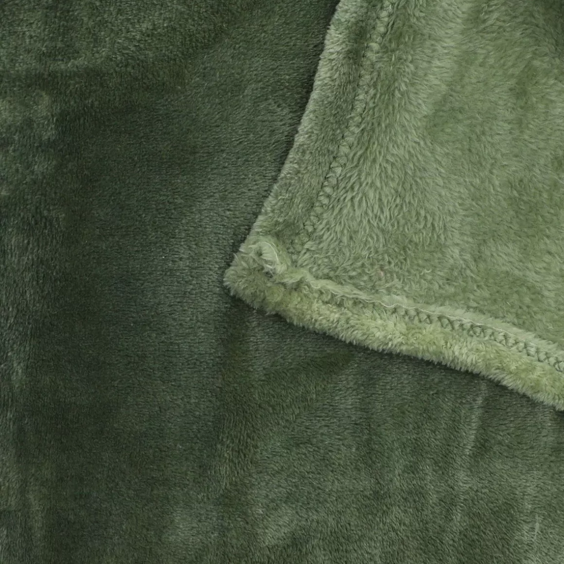 narzuta_rote_oliwkowa_x_cm_2.webp HOMLA Narzuta Rote Oliwkowa 200X220 Cm