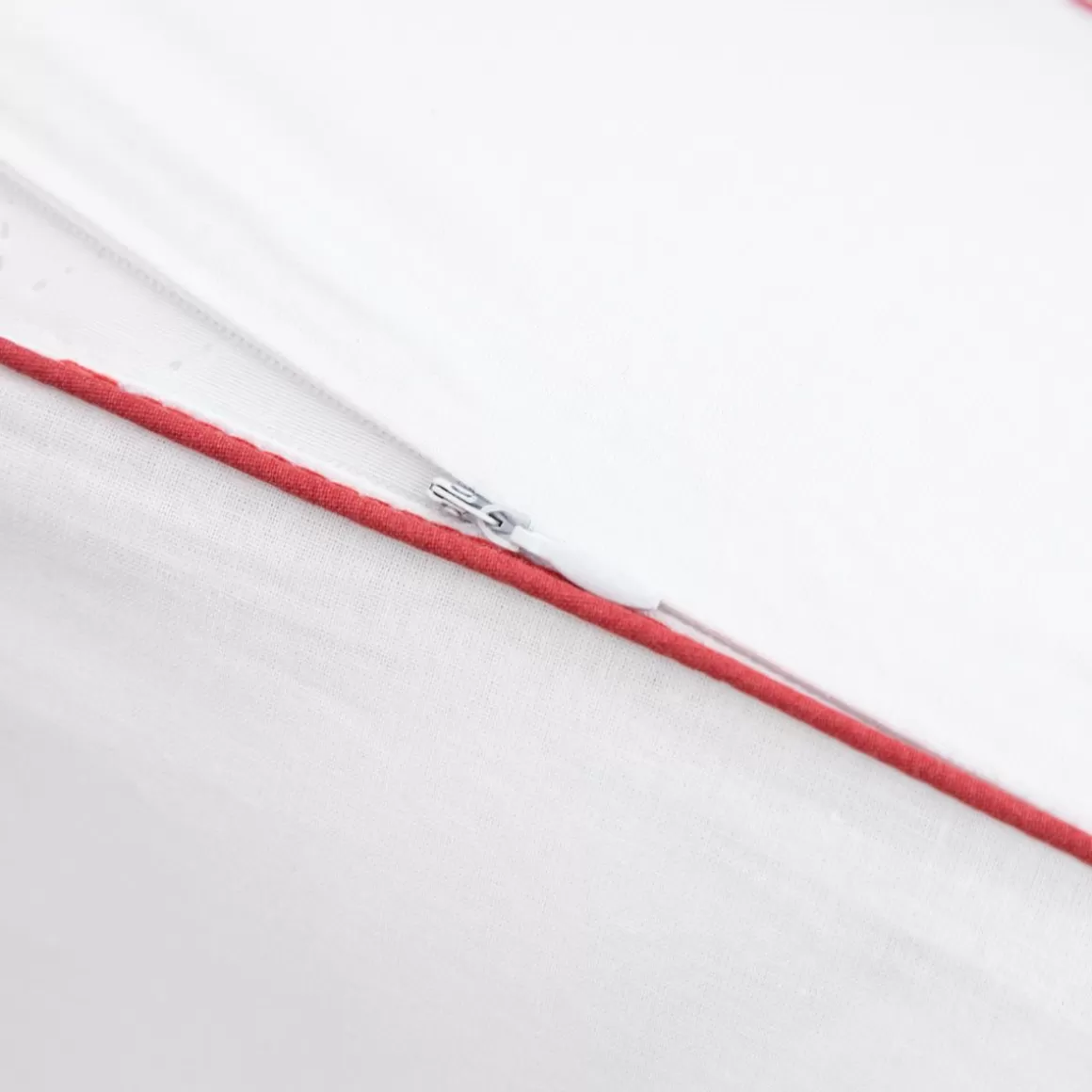 HOMLA Pościel Cherrine Bawelniana W Wisnie Z Czerwona Lamowka 140X200 Cm + 1*50X60 Cm