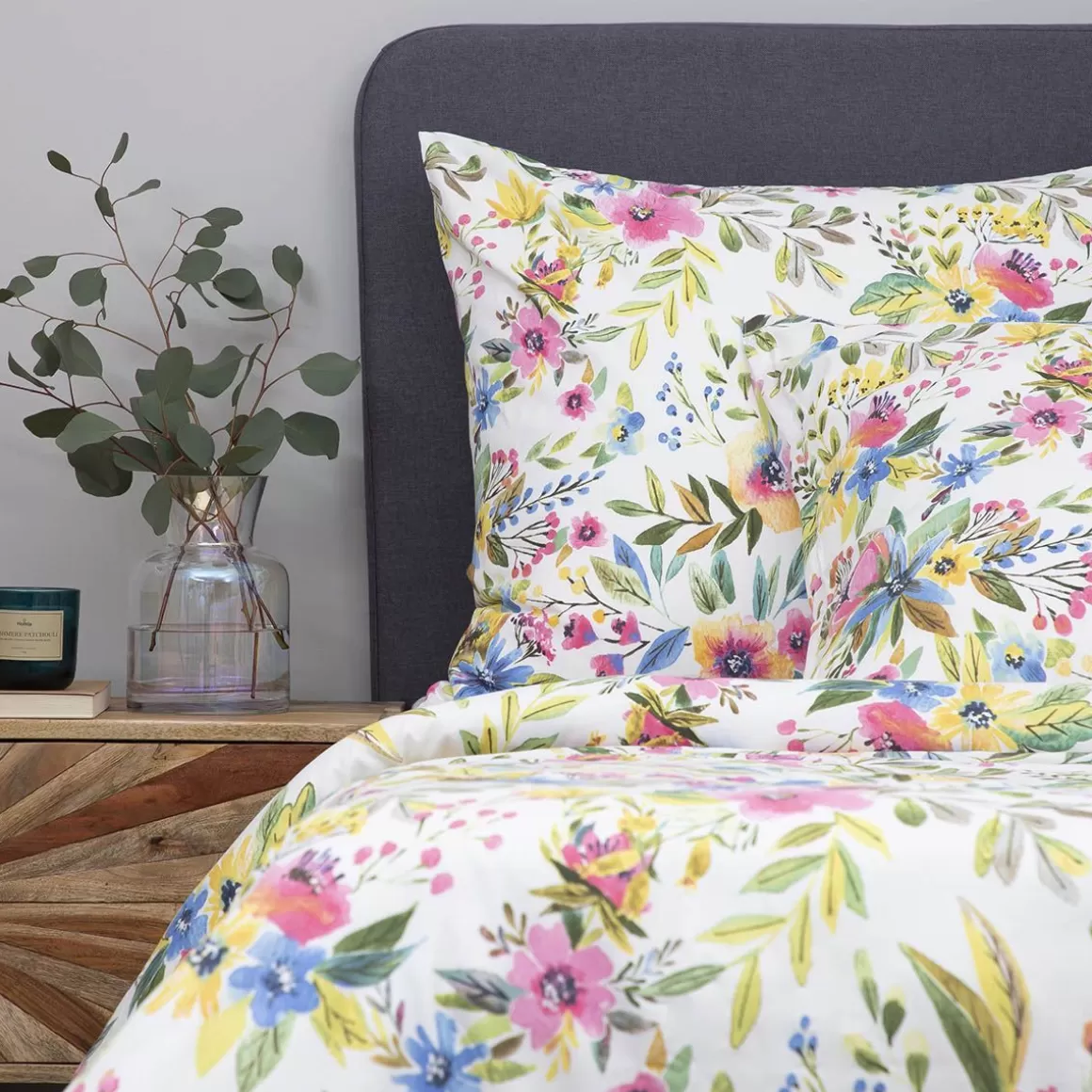 HOMLA Pościel Floral Z Mikrofibry W Kolorowe Kwiatki 160X200 Cm