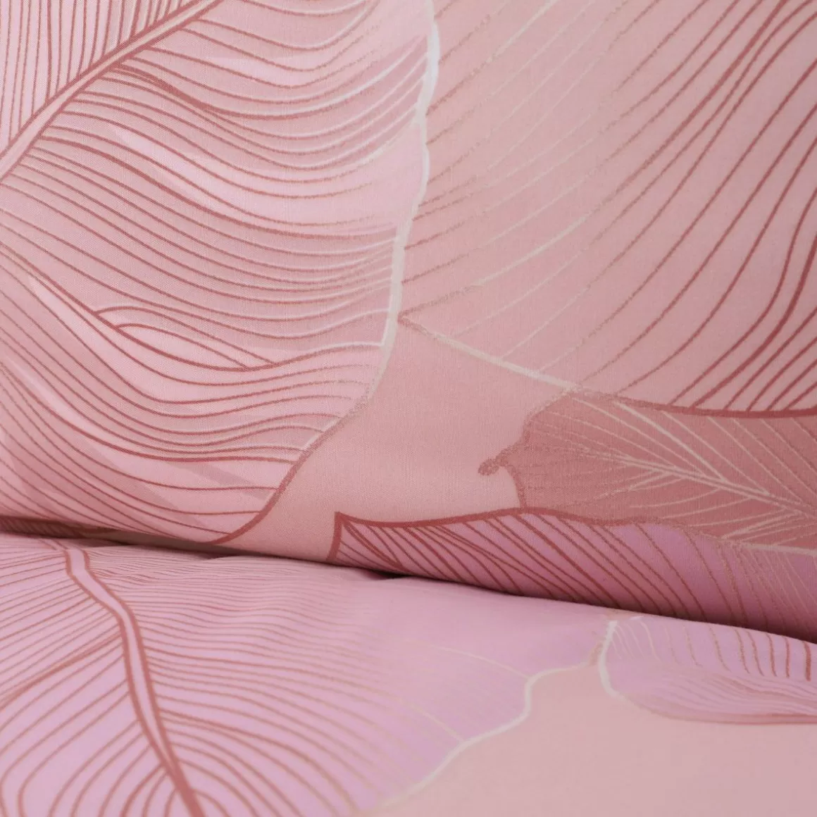 pociel_gallo_z_mikrofibry_rozowa_w_liscie_x_cm_4-1.webp HOMLA Pościel Gallo Z Mikrofibry Rozowa W Liscie 160X200 Cm