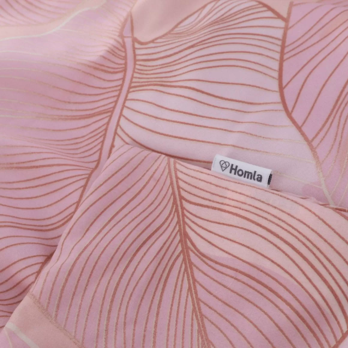 pociel_gallo_z_mikrofibry_rozowa_w_liscie_x_cm_5-1.webp HOMLA Pościel Gallo Z Mikrofibry Rozowa W Liscie 160X200 Cm