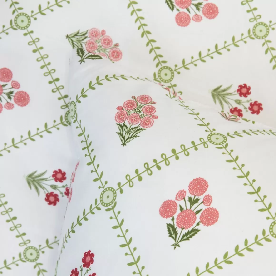 pociel_narine_z_mikrofibry_wzor_x_cm_3.webp HOMLA Pościel Narine Z Mikrofibry Wzor 160X200 Cm