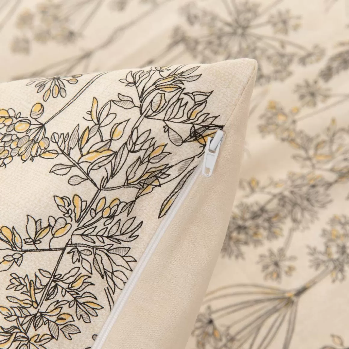 pociel_possa_bawelniana_bezowa_x_cm_4-1.webp HOMLA Pościel Possa Bawelniana Bezowa 160X200 Cm