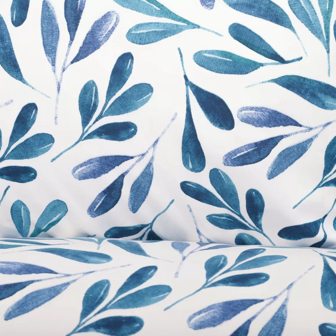 pociel_rinta_z_mikrofibry_w_listki_x_cm_3.webp HOMLA Pościel Rinta Z Mikrofibry W Listki 200X220 Cm