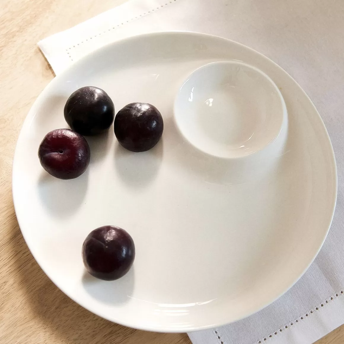 HOMLA Polmisek Fabio Z Miejscem Na Dip 30 Cm