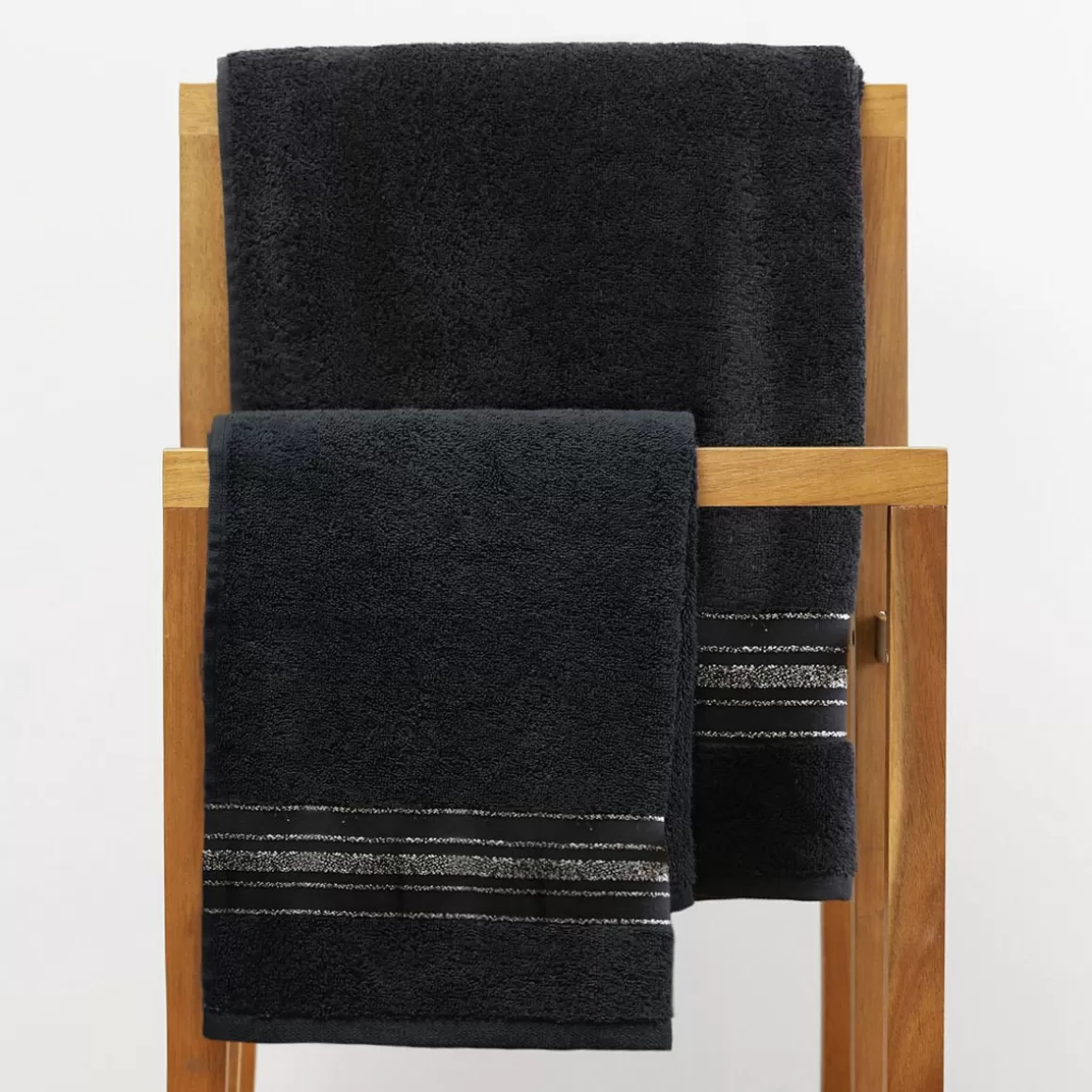 HOMLA Ręcznik Duke Z Paskami Lureksowymi 50X90 Cm