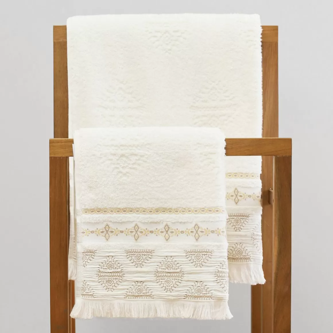 HOMLA Ręcznik Solta Z Fredzlami 70X130Cm