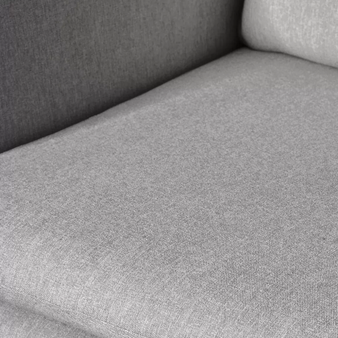 sofa_sophie_w_tkaninie_jasnoszara_xx_cm_4.webp HOMLA Sofa Sophie W Tkaninie Jasnoszara 130X75X93 Cm