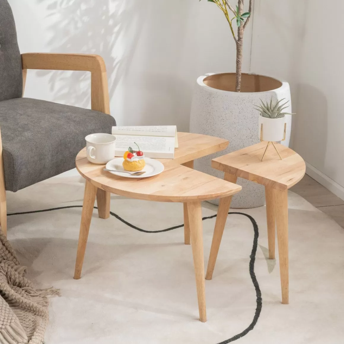 stolik_kawowy_harmoni_naturalny_xx_cm_2.webp HOMLA Stolik Kawowy Harmoni Naturalny 59X59X42 Cm