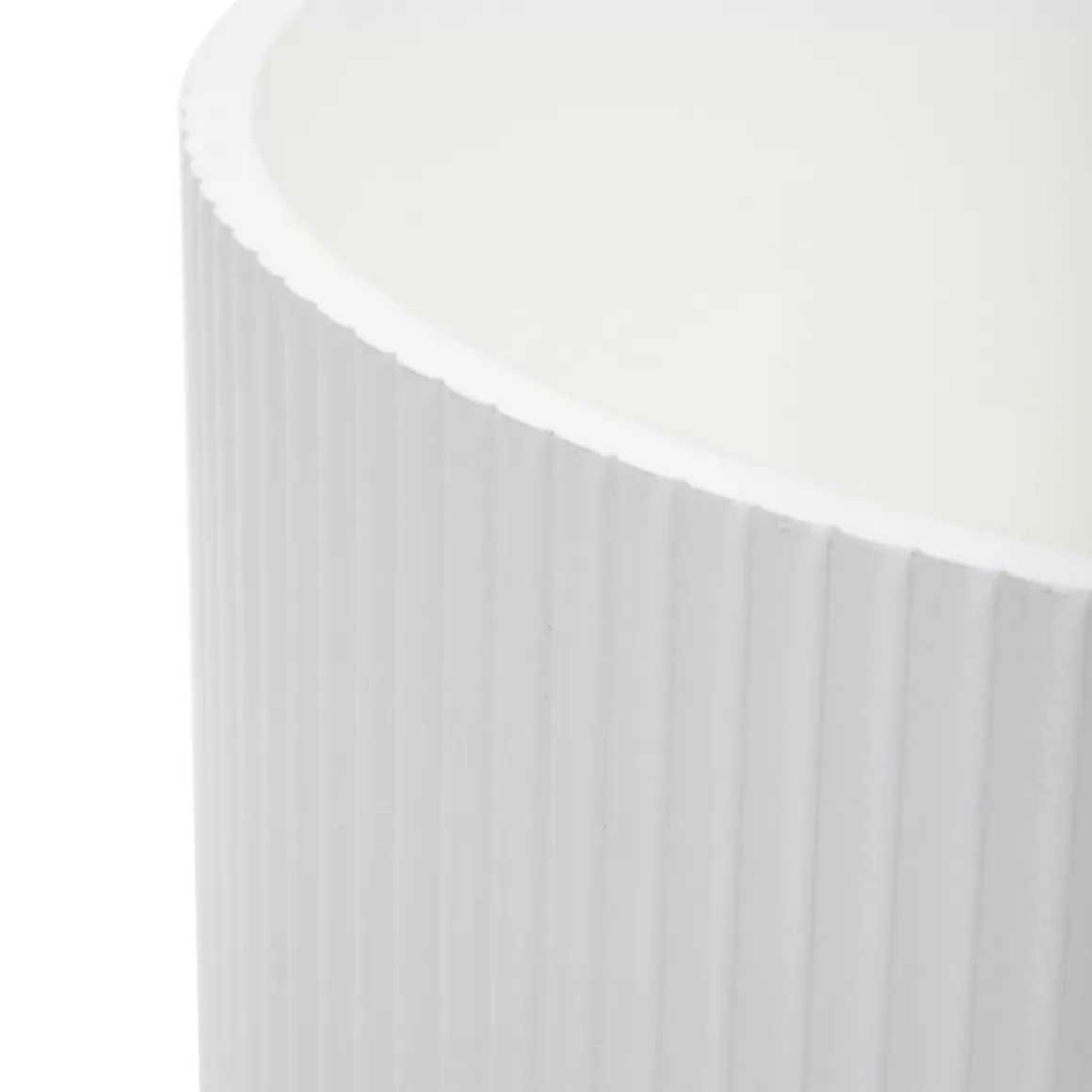 stolik_kawowy_tabi_matowy_bialy_x_cm_4.webp HOMLA Stolik Kawowy Tabi Matowy Bialy 40X36 Cm