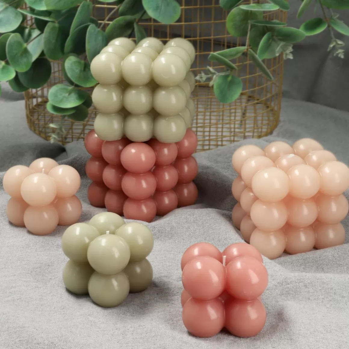 swieca_bubble_bezowa_xx_cm_2.webp HOMLA Swieca Bubble Bezowa 6X6X6 Cm