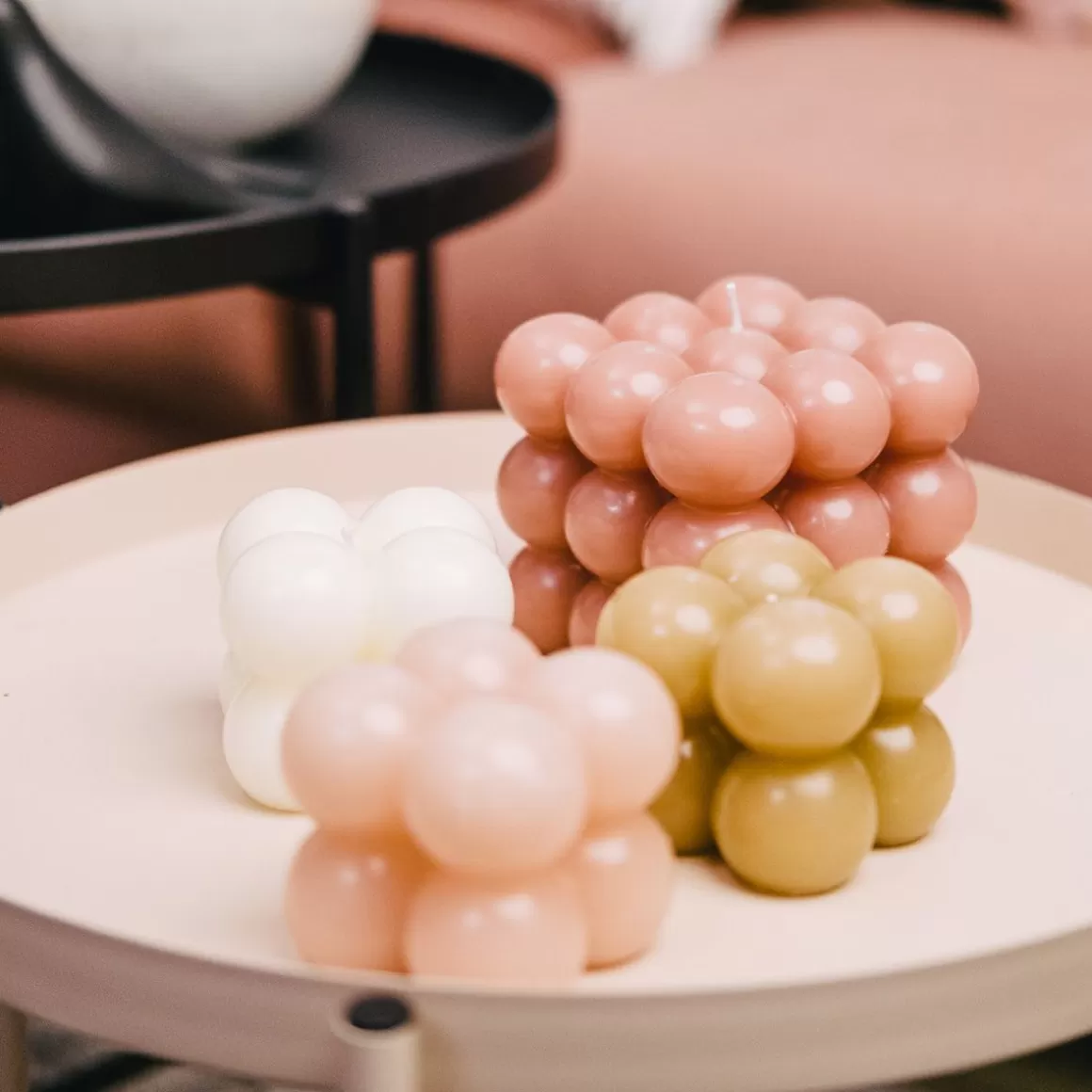 swieca_bubble_bezowa_xx_cm_4.webp HOMLA Swieca Bubble Bezowa 6X6X6 Cm