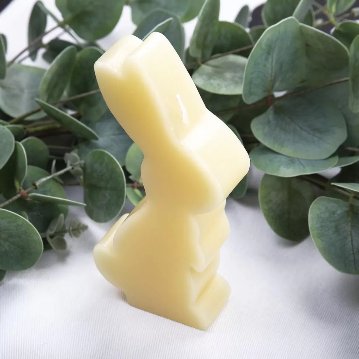 swieca_wielkanocna_ugie_krolik__g_6.webp HOMLA Swieca Wielkanocna Ugie Krolik 148 G