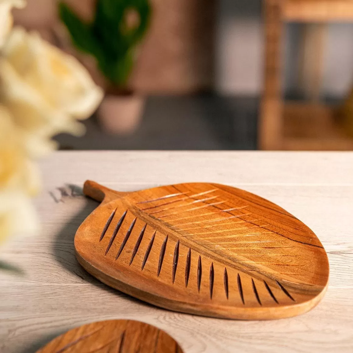 HOMLA Taca Dekoracyjna Acacia Z Drewna Akacjowego 30X20X1,5