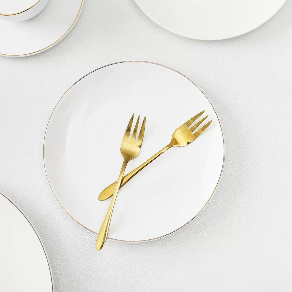 talerz_auro_deserowy_ze_zlota_obwodka__cm_2.webp HOMLA Talerz Auro Deserowy Ze Zlota Obwodka 19 Cm