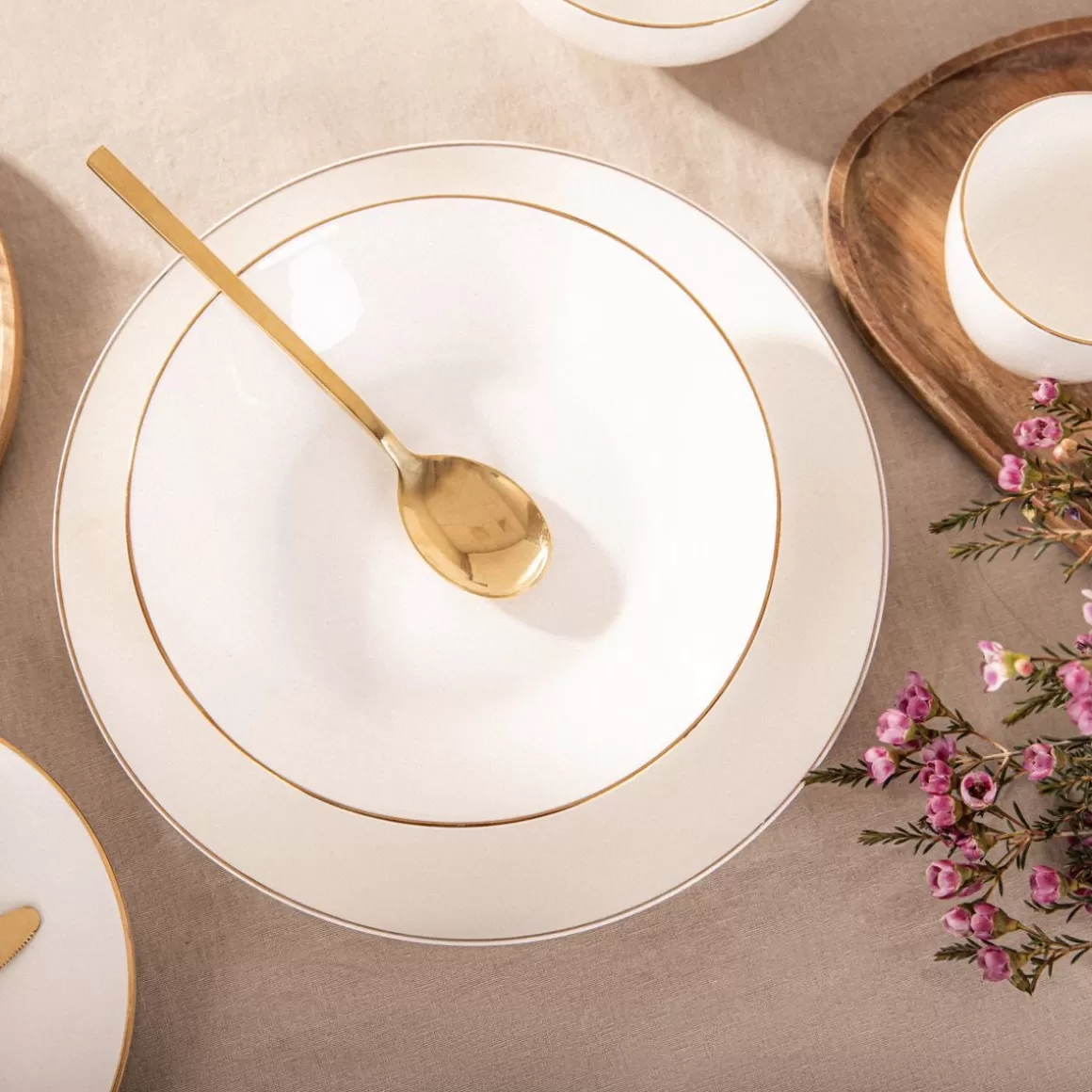 HOMLA Talerz Auro Gleboki Ze Zlota Obwodka 21 Cm
