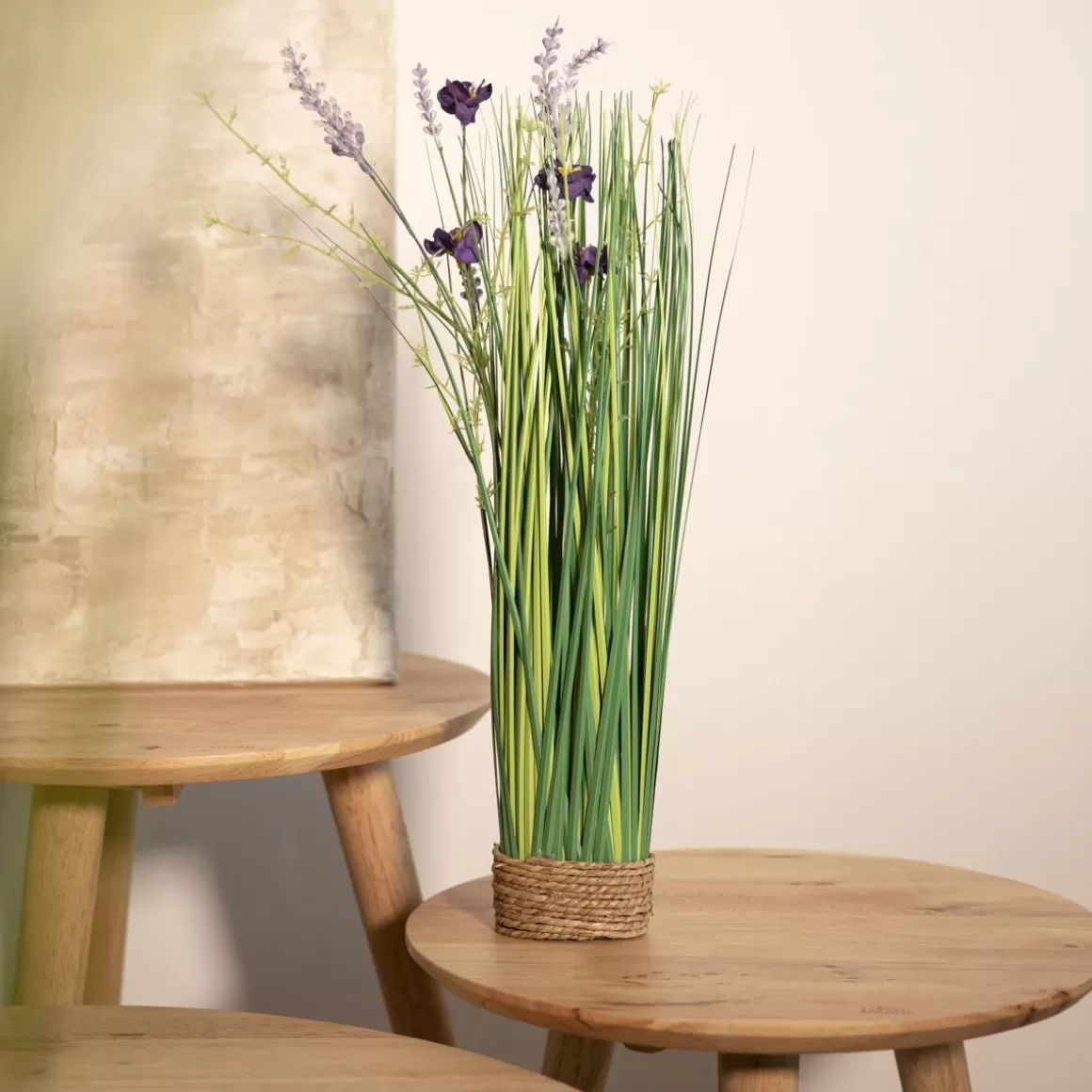 HOMLA Trawa Polly Z Fioletowymi Kwiatuszkami 55 Cm