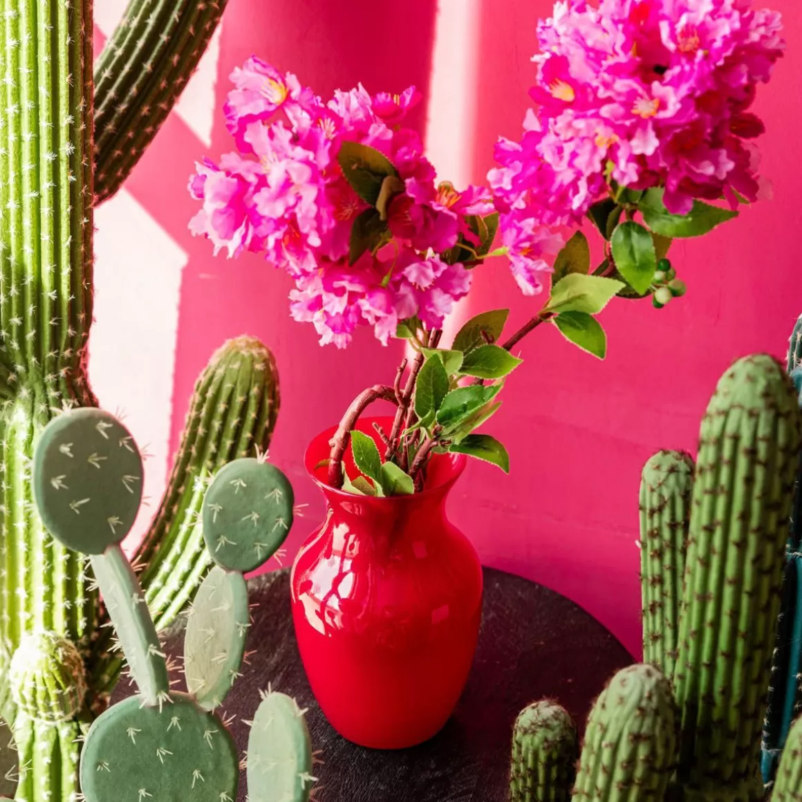 HOMLA Wazon Ambros Szklany Fuksjowy 13X12X20 Cm