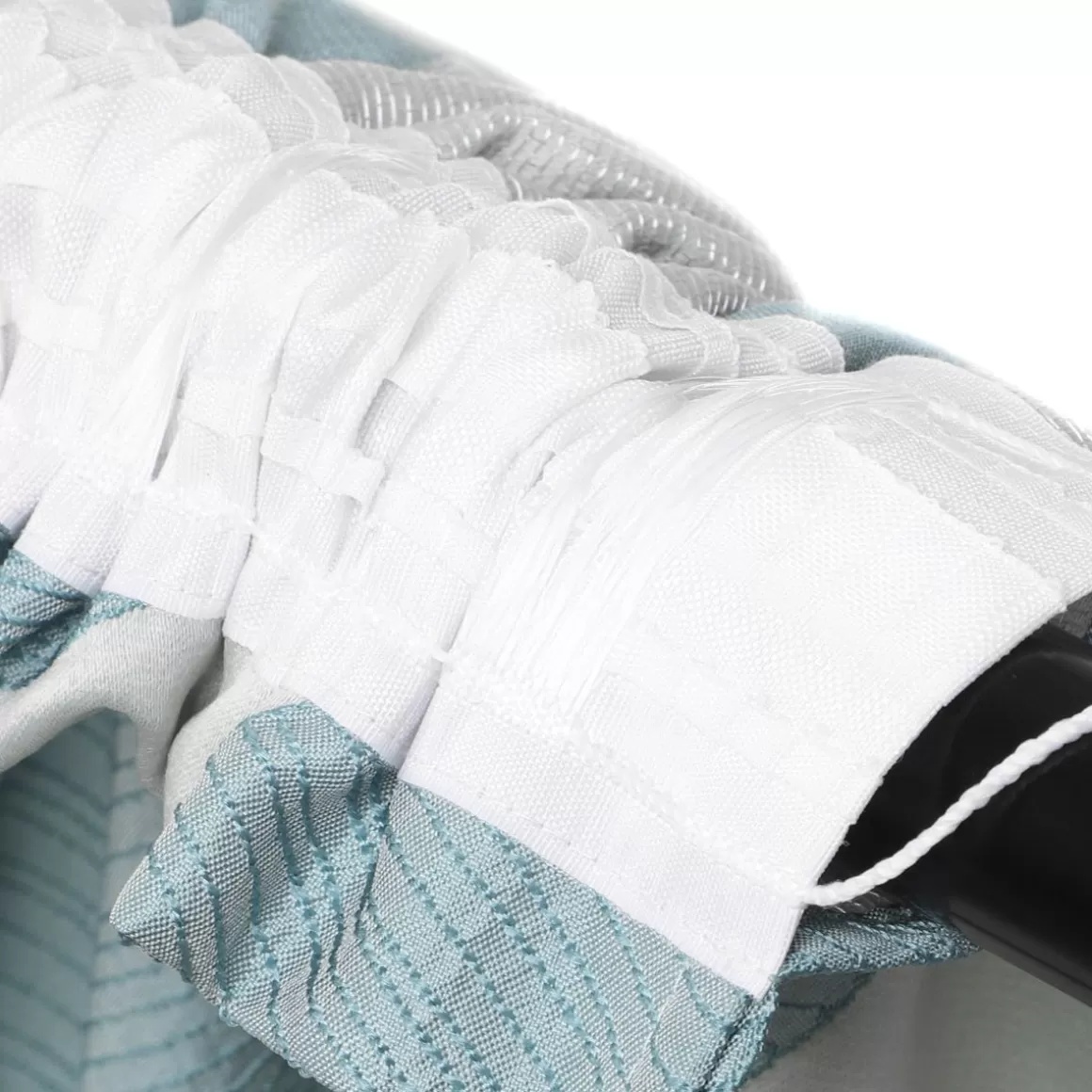 zaslona_daira_w_niebieskie_liscie_x_cm_4.webp HOMLA Zaslona Daira W Niebieskie Liscie 140X250 Cm