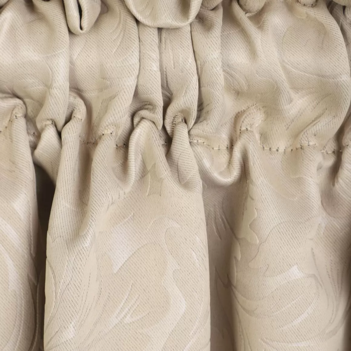 zaslona_elisi_z_wytlaczanym_wzorem_bezowa_x_cm_2.webp HOMLA Zaslona Elisi Z Wytlaczanym Wzorem Bezowa 140X250 Cm